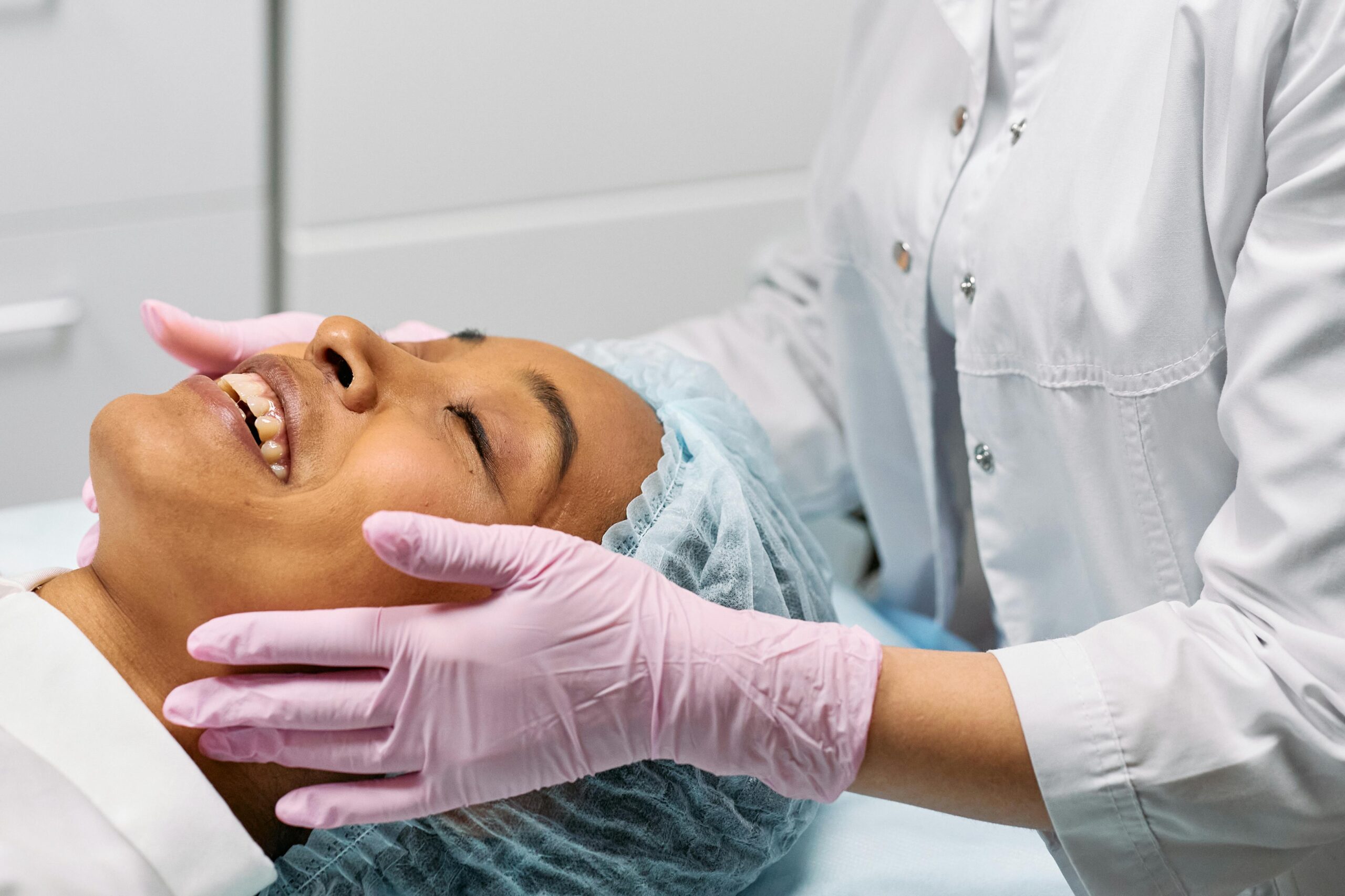 Microneedling Aftercare: What to Do and Avoid for the Best Results